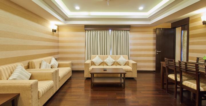 ฟอร์จูนซีเล็คแกรนด์ริดจ์ Hotel ตีรูปาติ ภายนอก รูปภาพ A living room